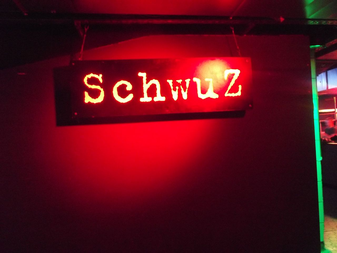 Read more about the article <!--:en-->Saturday Partying at the new “Schwuz” the Gay Dance Club !!!<!--:-->