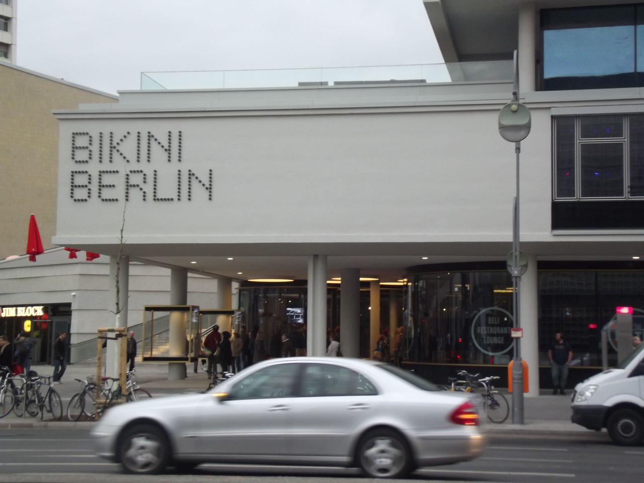 <!--:en-->The New Shopping Paradise in West Berlin The “Bikini” House <!--:-->