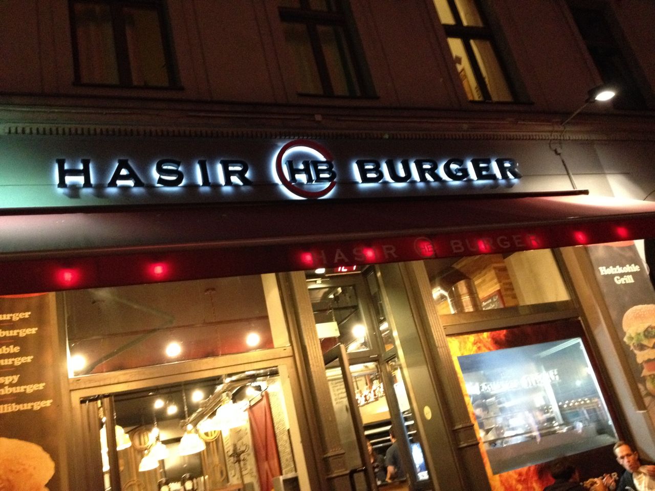 <!--:en-->Have a “Hasir Burger” in Berlin’s Kreuberg District<!--:-->